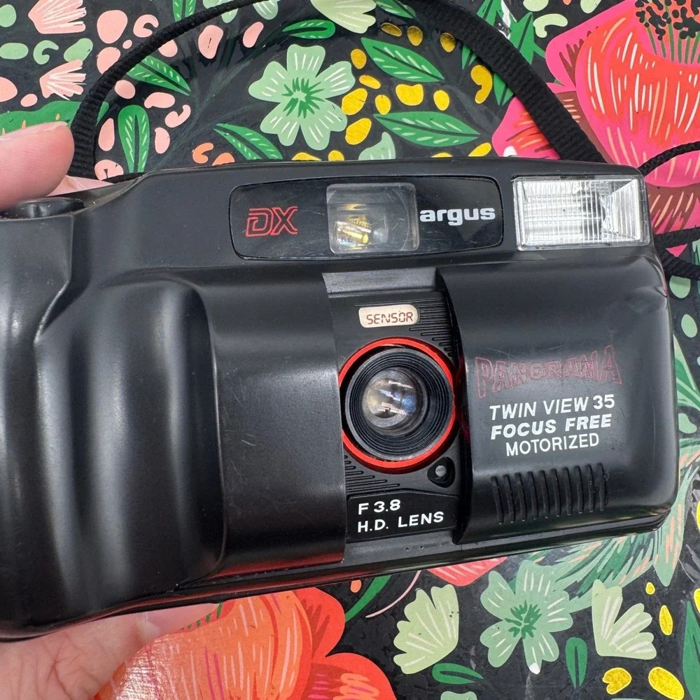 Argus DX Panorama 35mm Film Camera Point and Shoot Focus Free Motorized Black